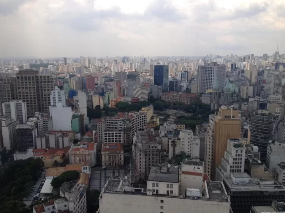 Faça você mesmo: áudio tour arquitetônico no centro de São Paulo