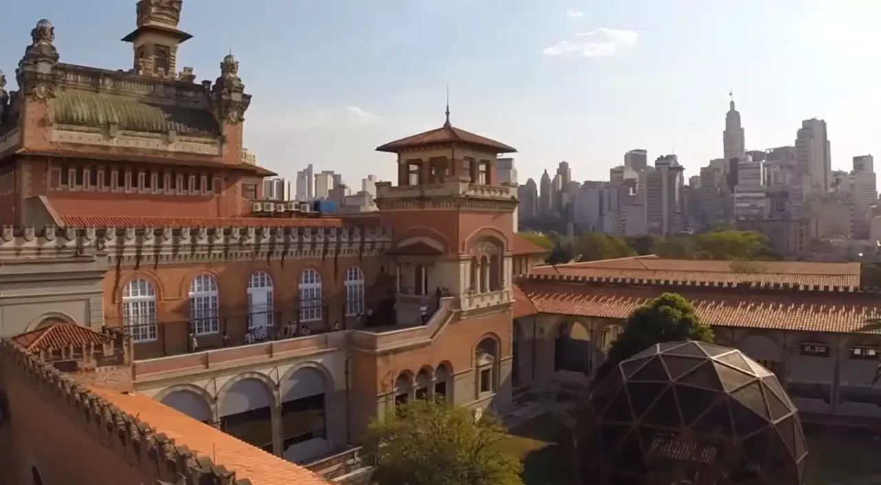 Museu Catavento e o borboletário