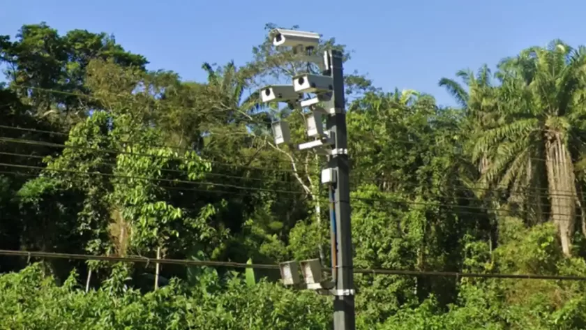 Radar na entrada de Ubatuba
