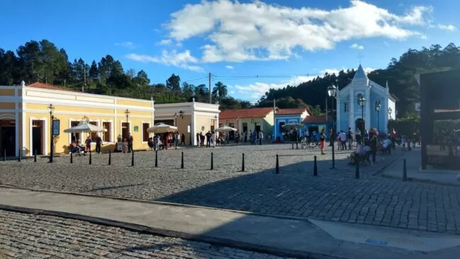 Vila de Luis Carlos, em Guararema (SP)